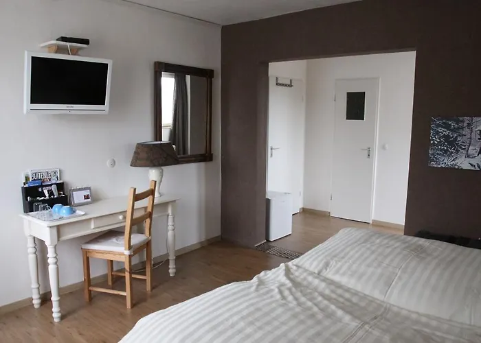 Orchidee Bed & Breakfast 3*